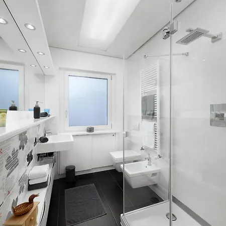 Casa Vitter - With Garage, * ميرانو