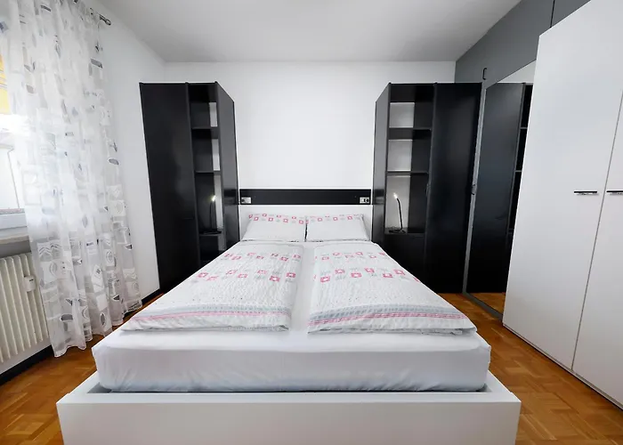 Casa Vitter - With Garage, 아파트